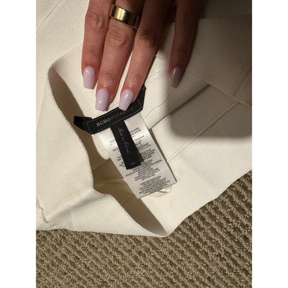 BCBGMAXAZRIA Women's Skirt White Silvie Bandage Bodycon Textured Mini Size XS - Picture 5 of 5
